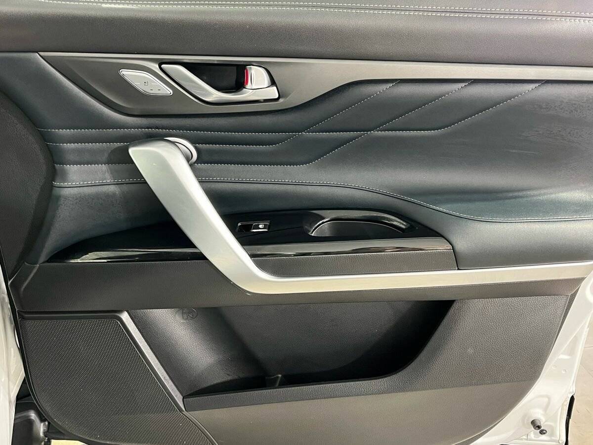 Changan CS95 2023 года с пробегом. Фото: #18