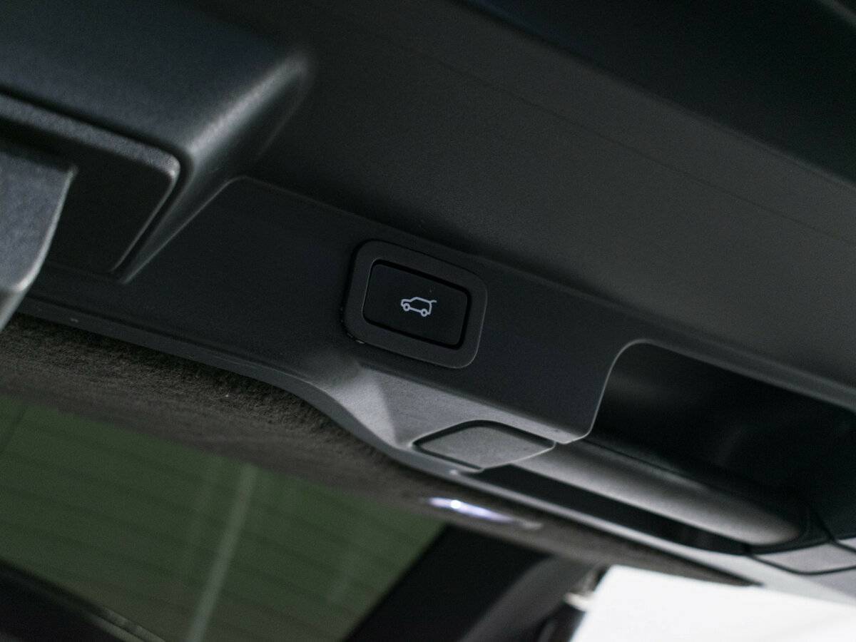 Land Rover Range Rover Sport 2018 года с пробегом. Фото: #6