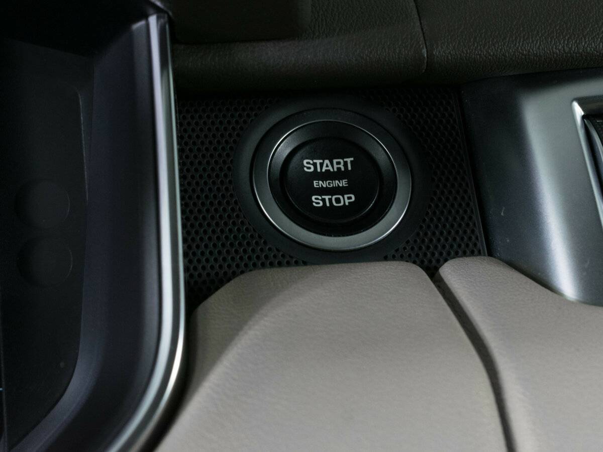 Land Rover Range Rover Sport 2018 года с пробегом. Фото: #14