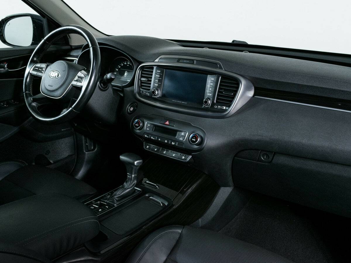 Kia Sorento 2018 года с пробегом. Фото: #10