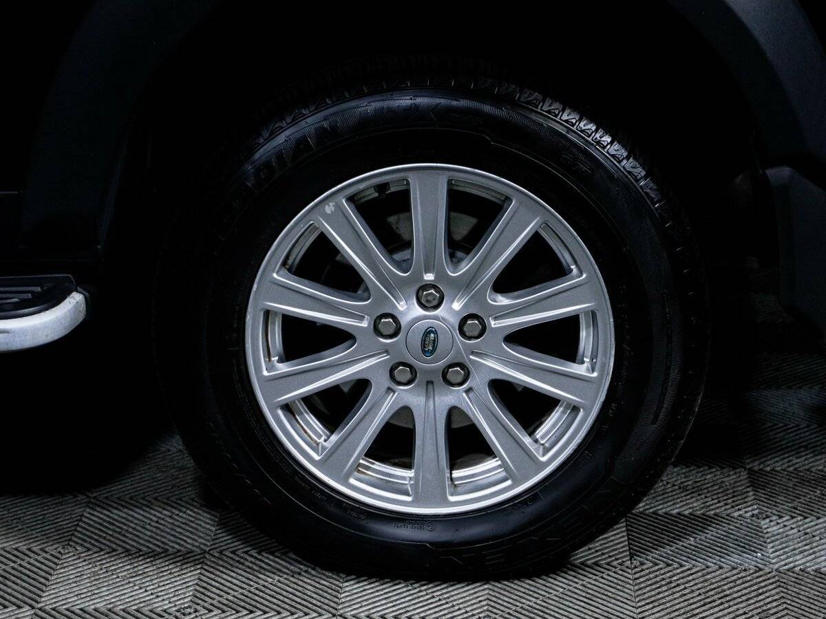 Land Rover Discovery 2009 года с пробегом. Фото: #14