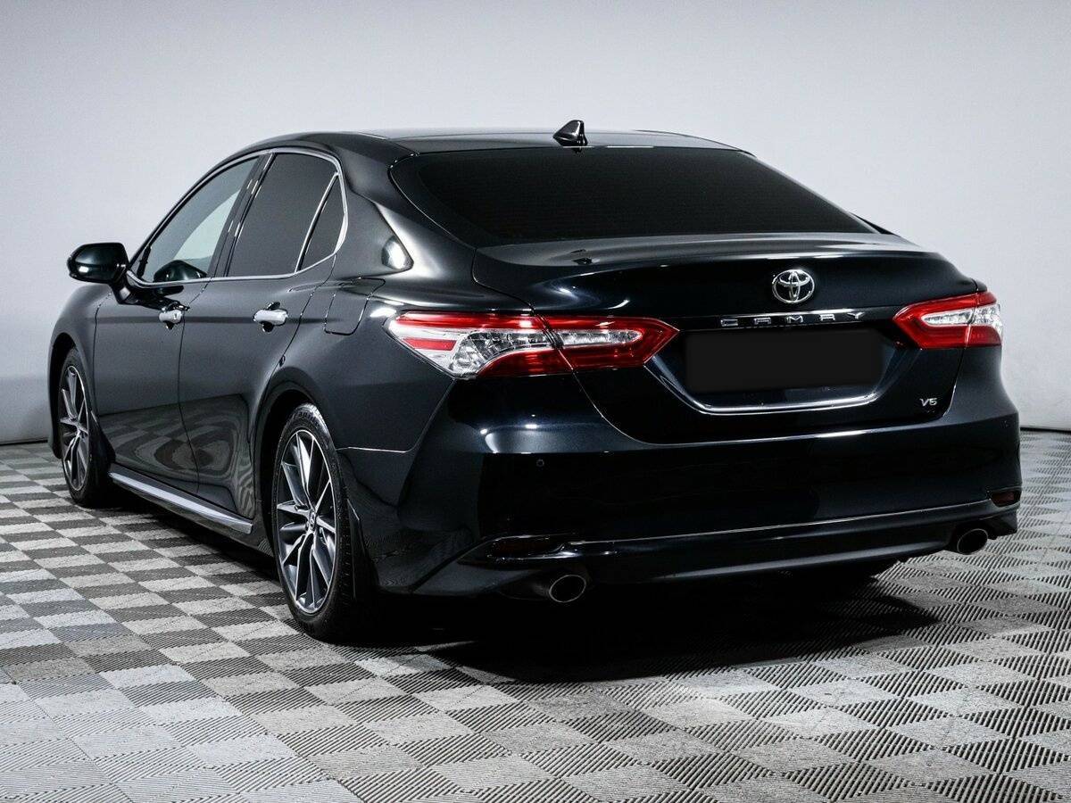 Toyota Camry 2023 года с пробегом. Фото: #6