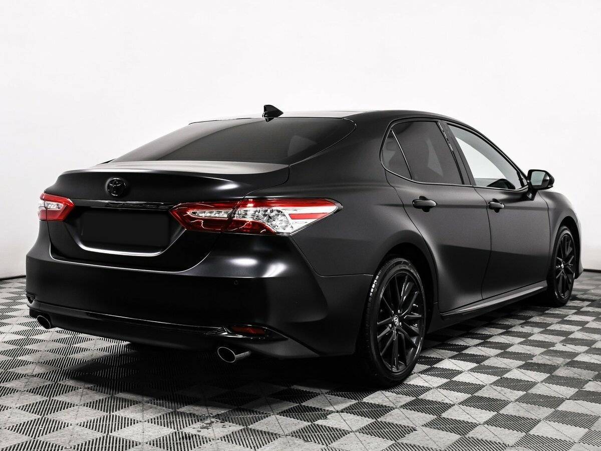 Toyota Camry 2023 года с пробегом. Фото: #4