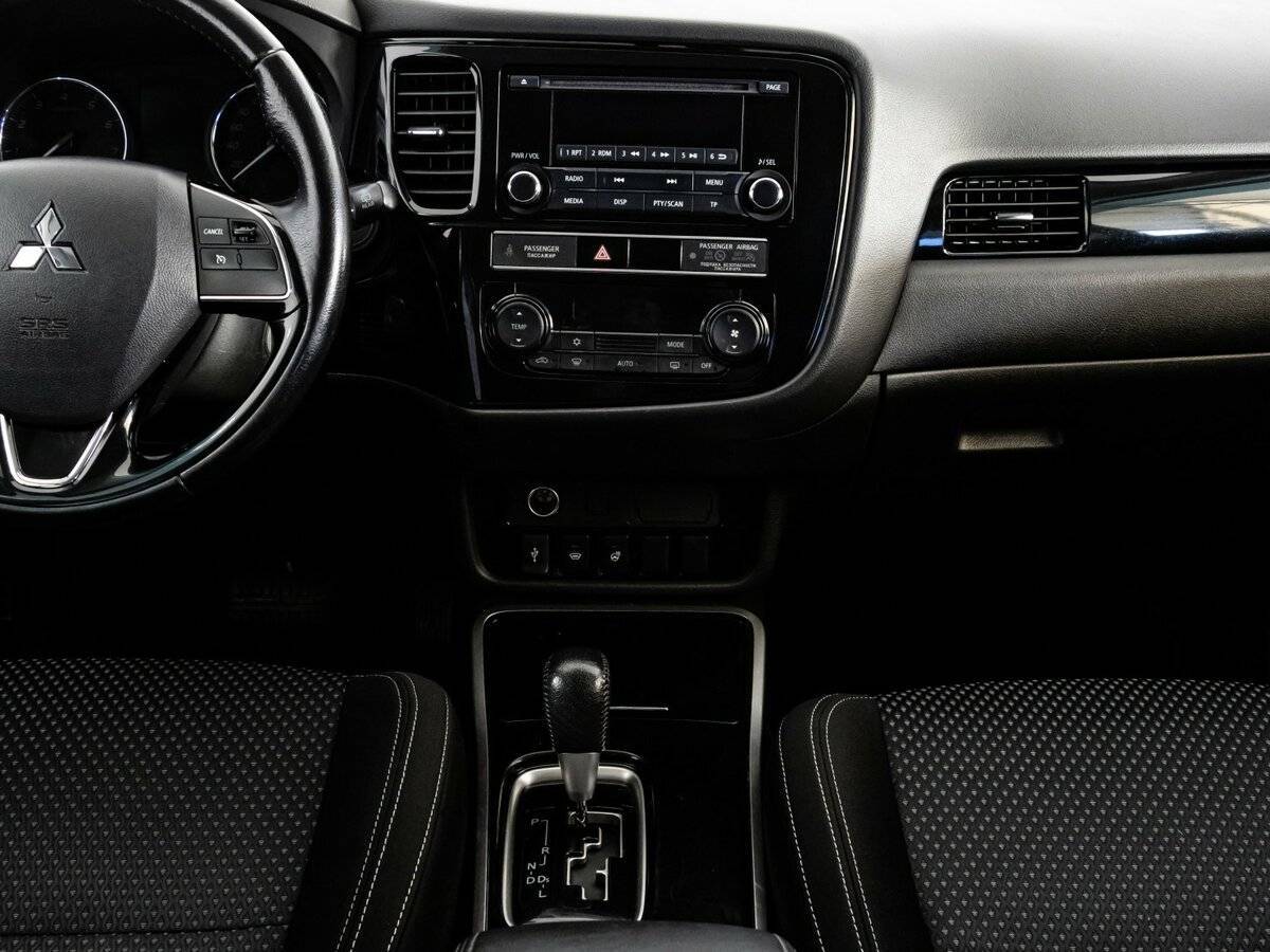 Mitsubishi Outlander 2020 года с пробегом. Фото: #12