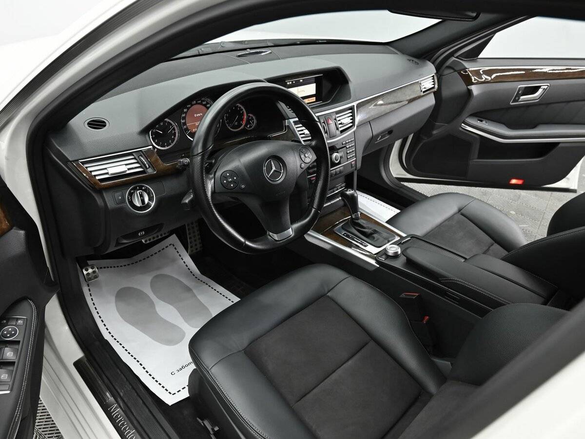 Mercedes-Benz E-Класс 2011 года с пробегом. Фото: #6