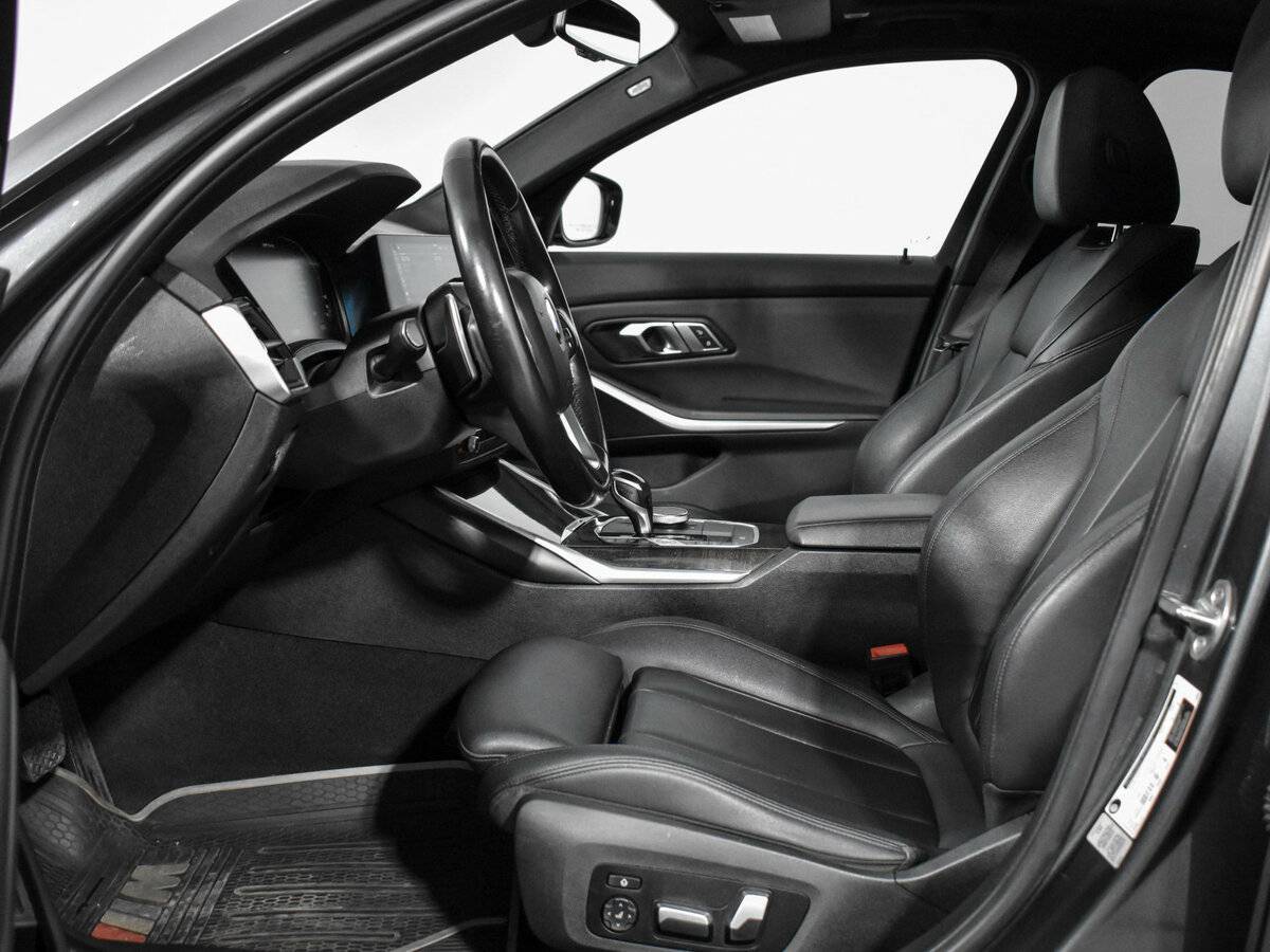 BMW 3 серии 2019 года с пробегом. Фото: #8