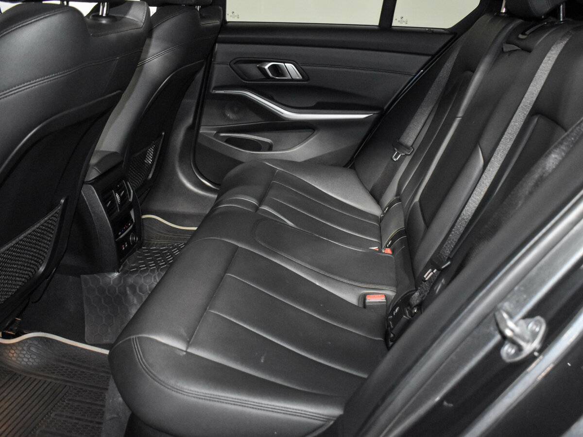 BMW 3 серии 2019 года с пробегом. Фото: #10