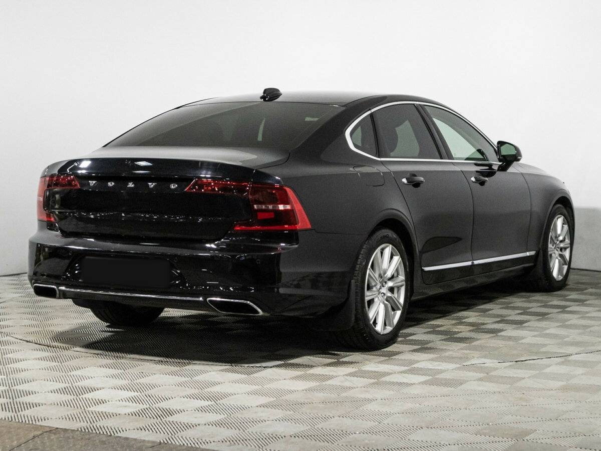 Volvo S90 2017 года с пробегом. Фото: #4