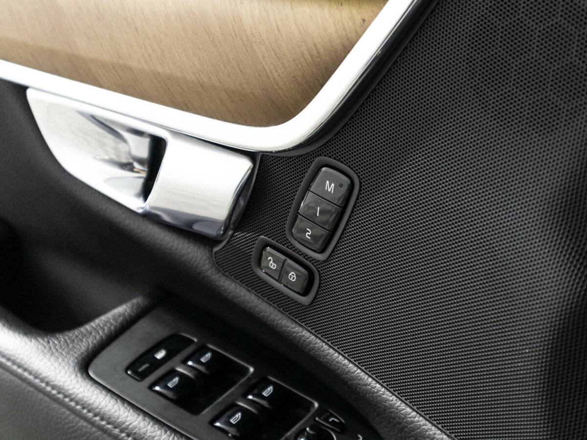 Volvo S90 2017 года с пробегом. Фото: #17