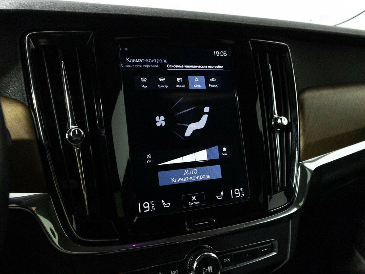 Volvo S90 2017 года с пробегом. Фото: #19