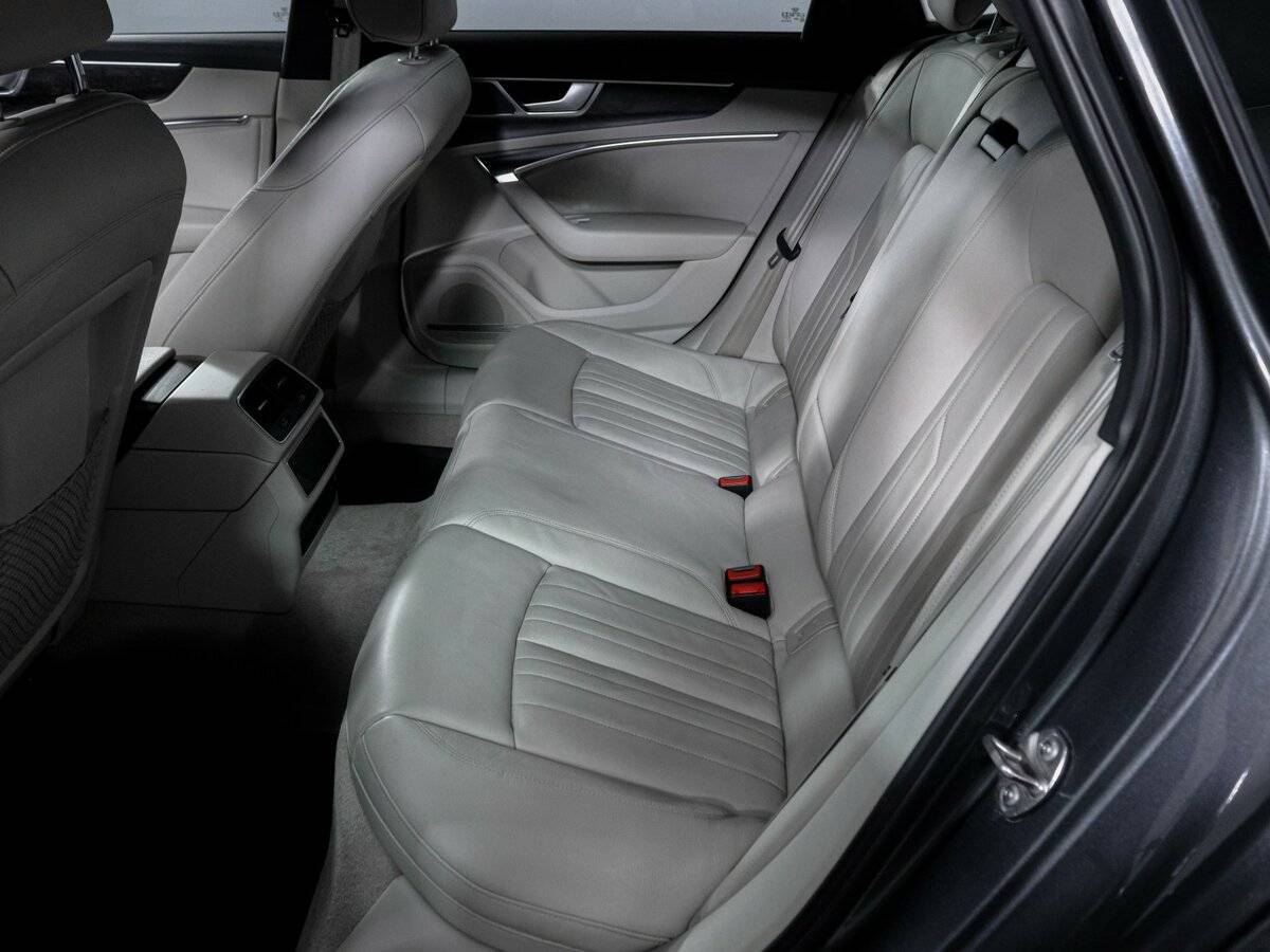 Audi A6 2019 года с пробегом. Фото: #9