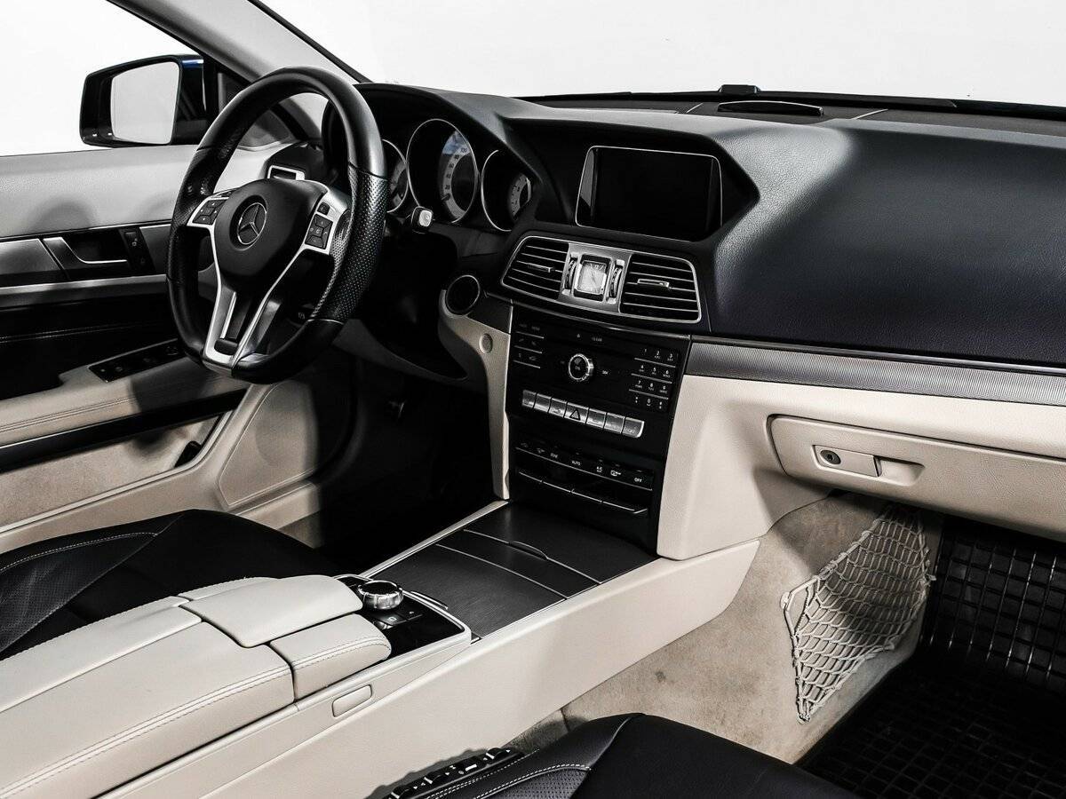 Mercedes-Benz E-Класс 2015 года с пробегом. Фото: #8