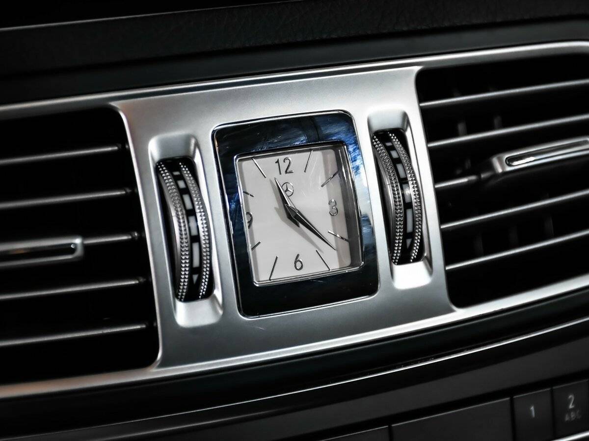 Mercedes-Benz E-Класс 2015 года с пробегом. Фото: #13