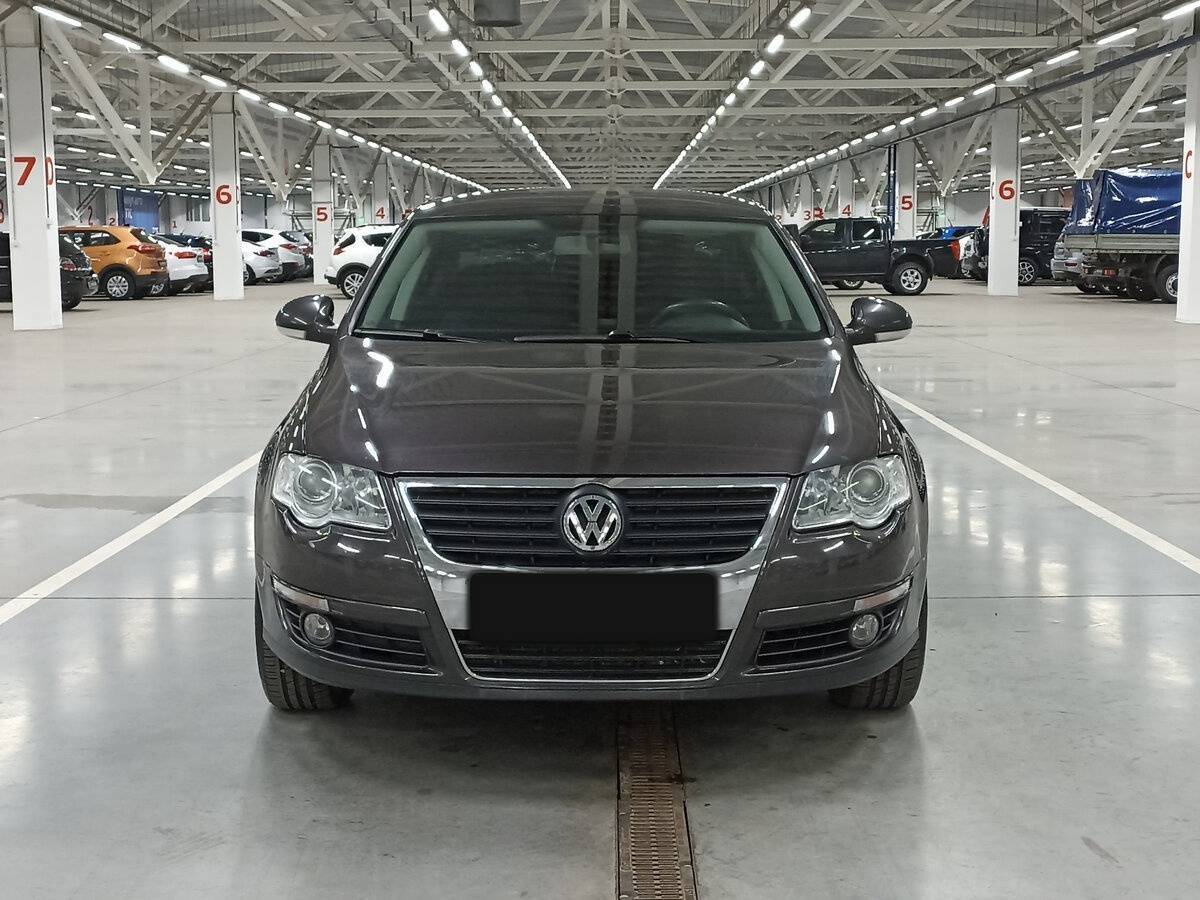 Volkswagen Passat 2010 года с пробегом. Фото: #1