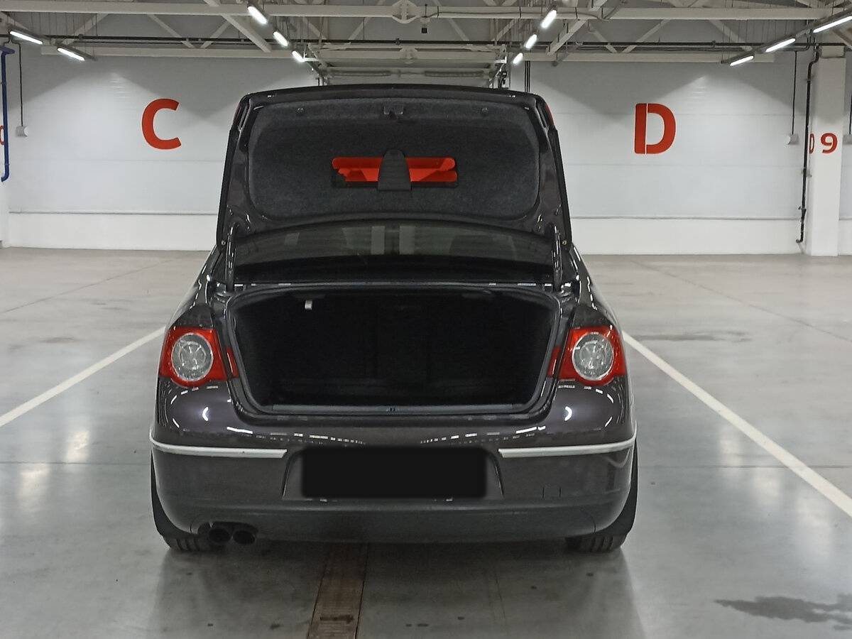 Volkswagen Passat 2010 года с пробегом. Фото: #9