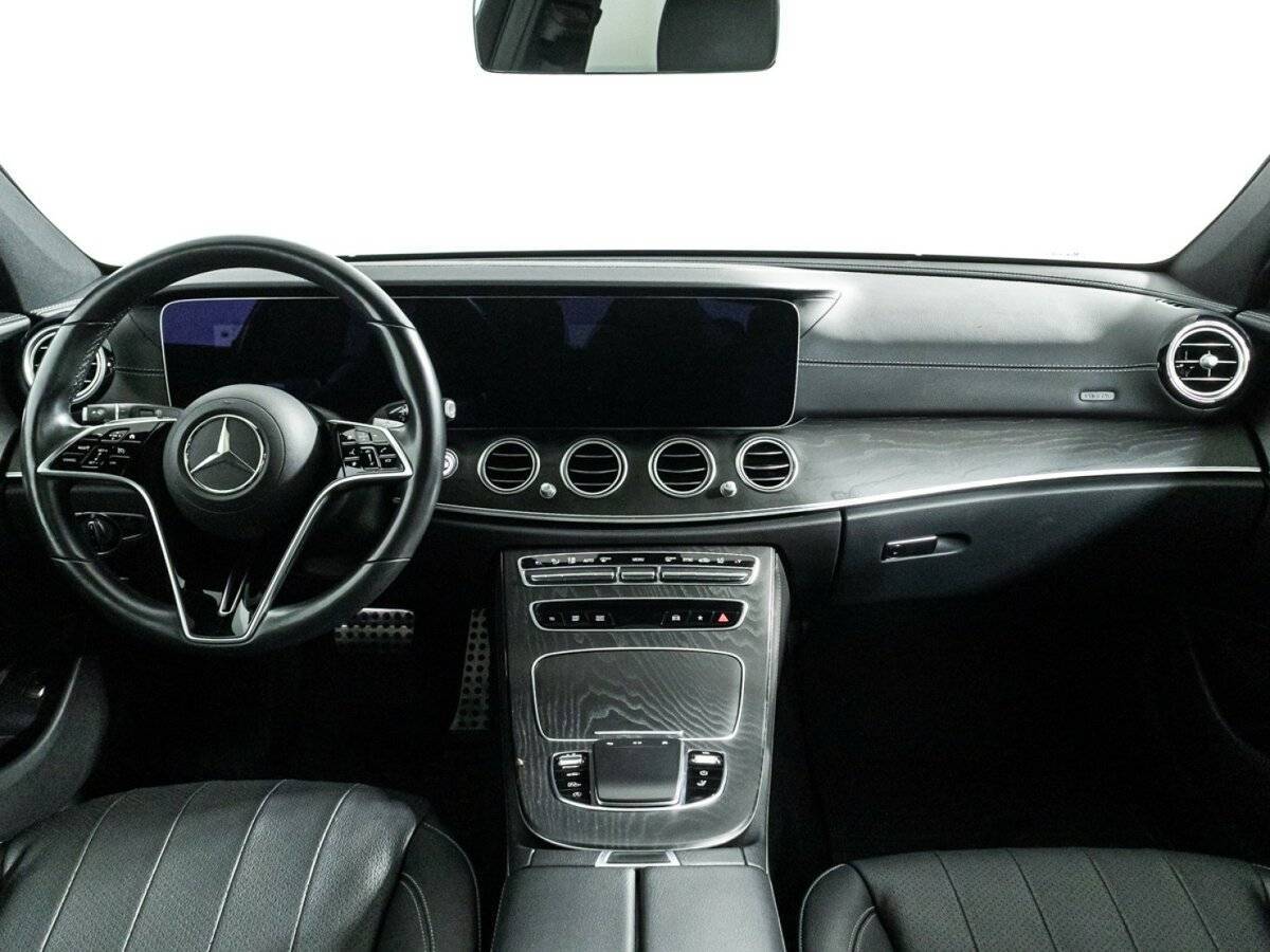 Mercedes-Benz E-Класс 2021 года с пробегом. Фото: #12