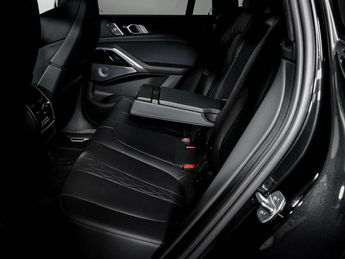 BMW X6 2021 года с пробегом. Фото: #9