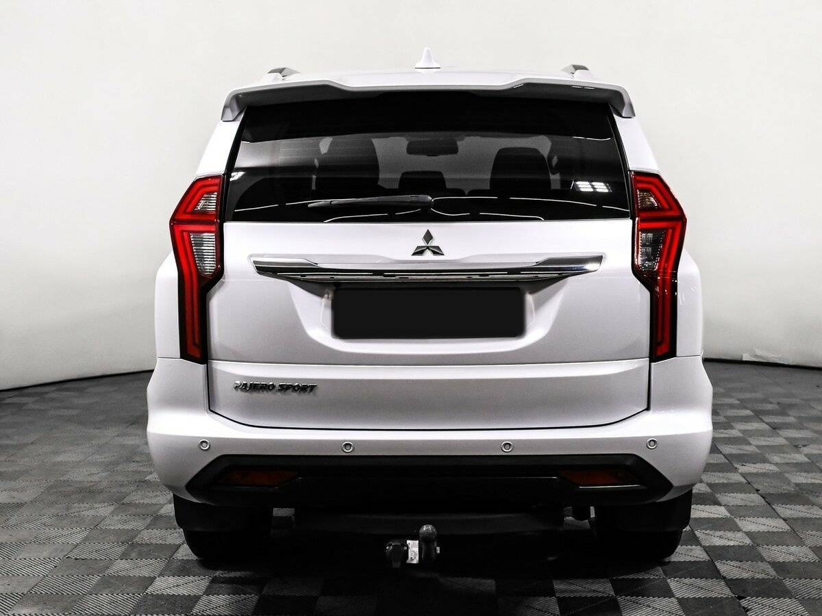 Mitsubishi Pajero Sport 2020 года с пробегом. Фото: #5