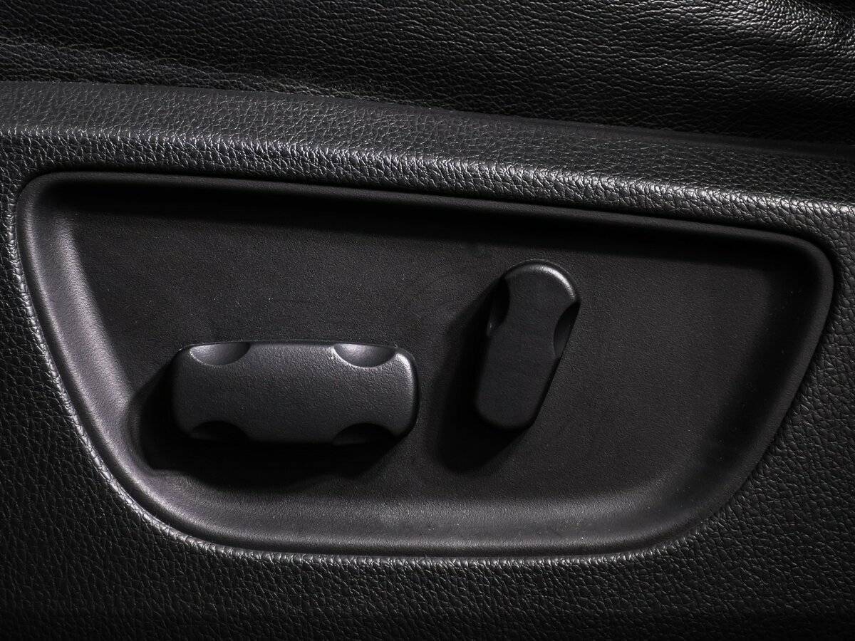 Mitsubishi Pajero Sport 2020 года с пробегом. Фото: #17