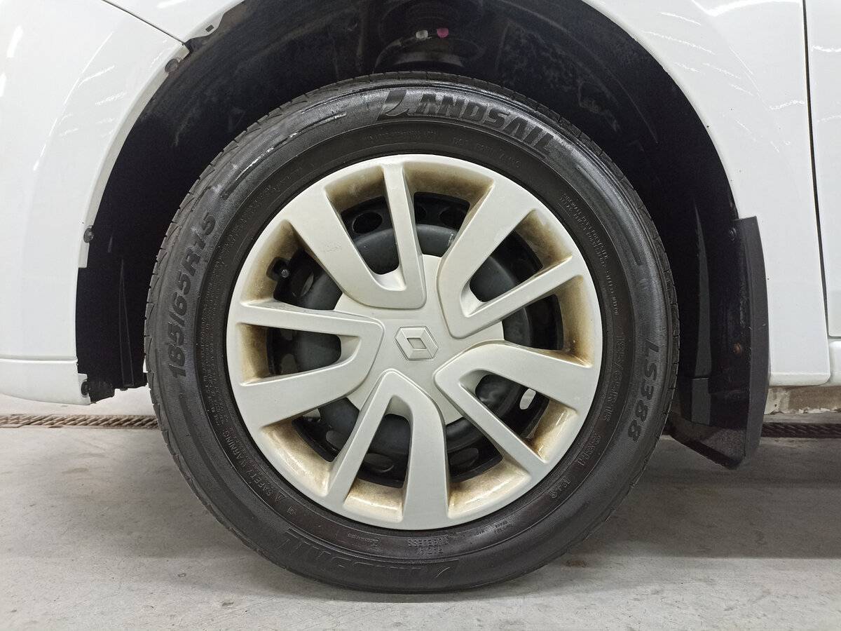 Б/У Рено Логан 2020 года. Фото: #17