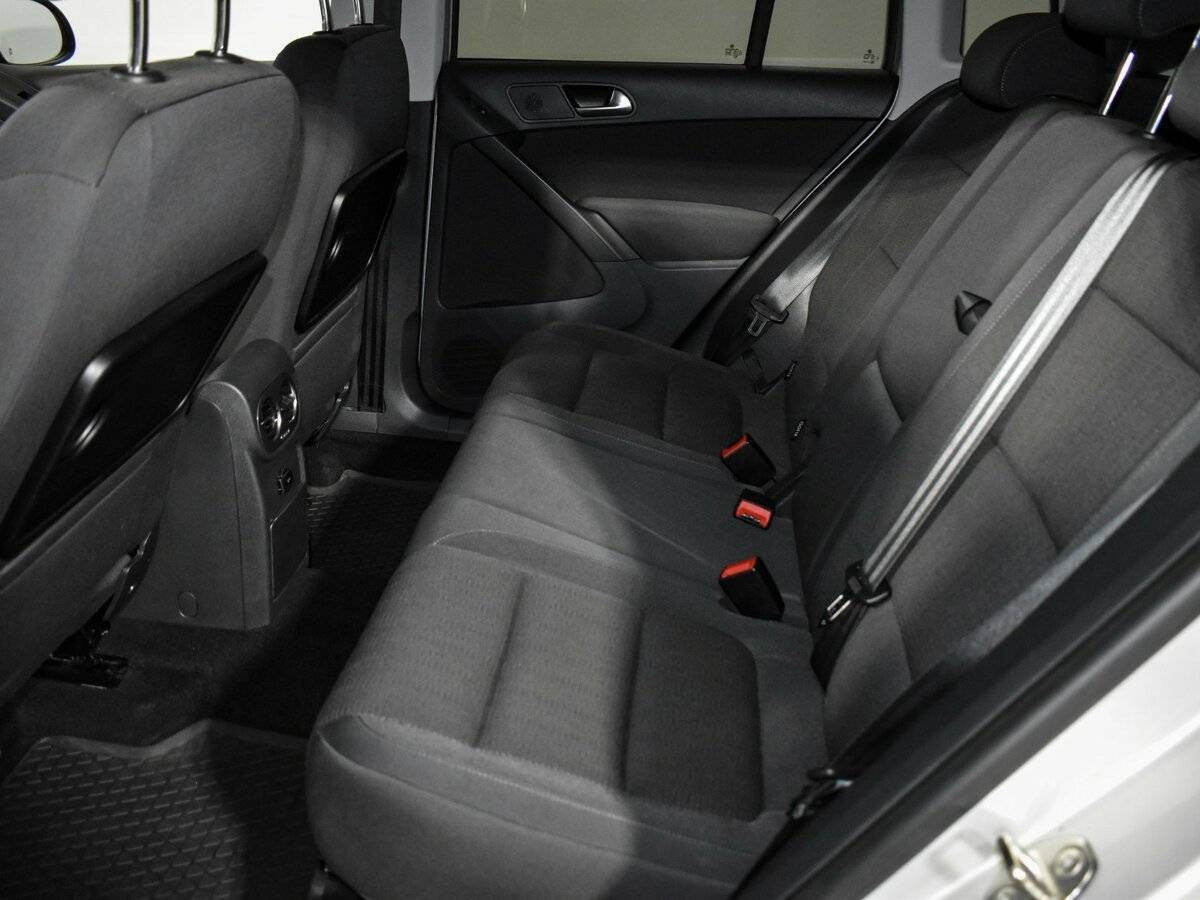 Б/У Фольксваген Тигуан 2013 года. Фото: #11