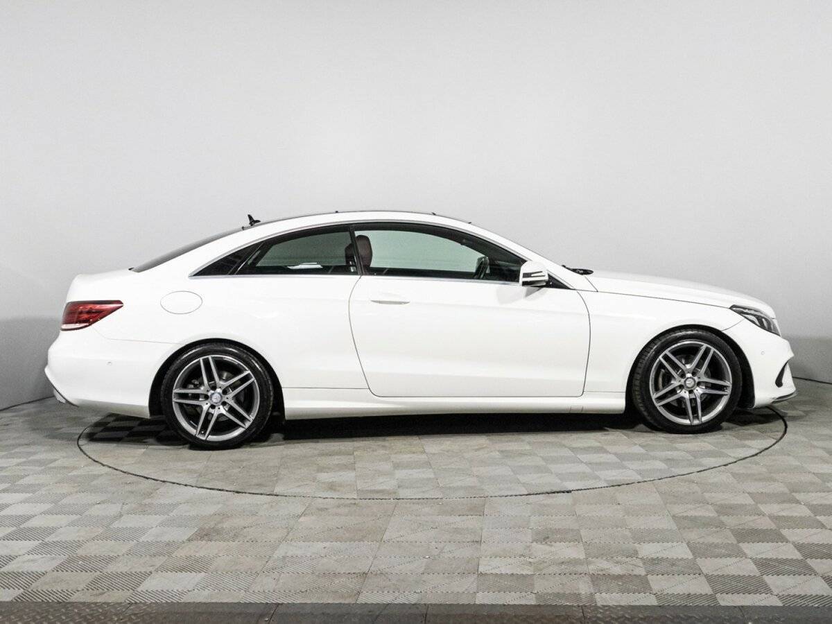 Mercedes-Benz E-Класс 2014 года с пробегом. Фото: #3