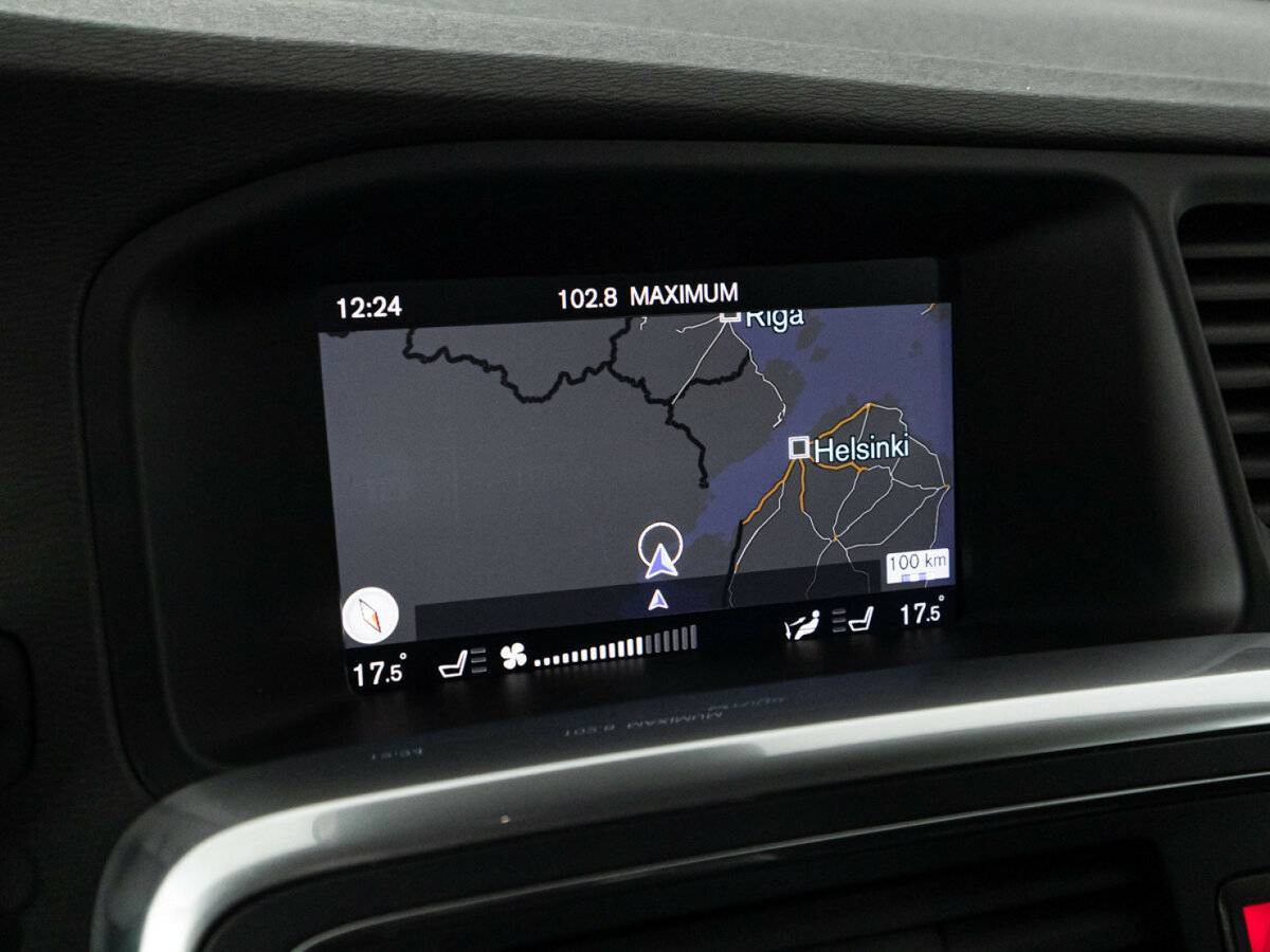 Volvo V60 Cross Country 2018 года с пробегом. Фото: #15