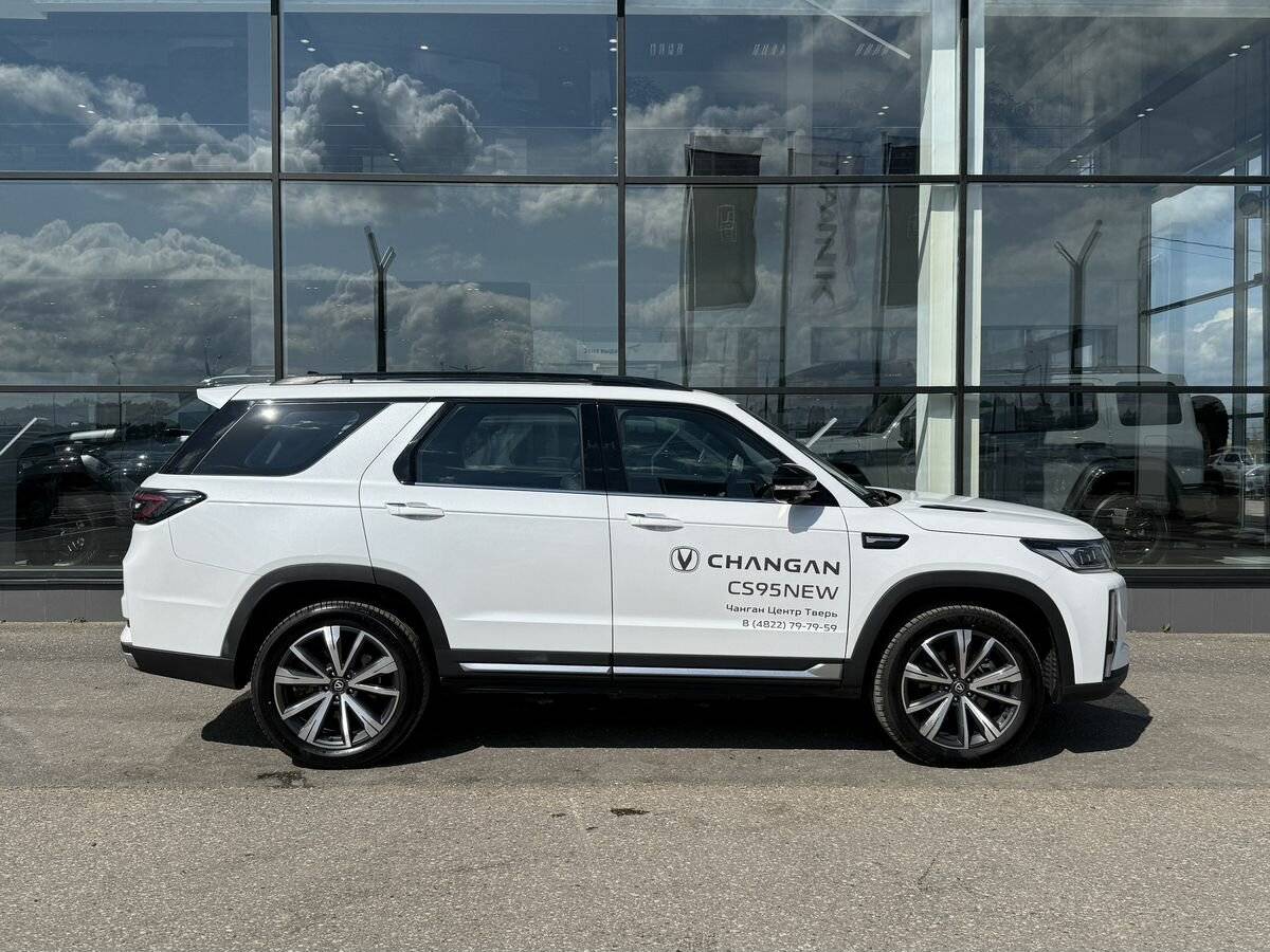 Changan CS95 2023 года с пробегом. Фото: #3