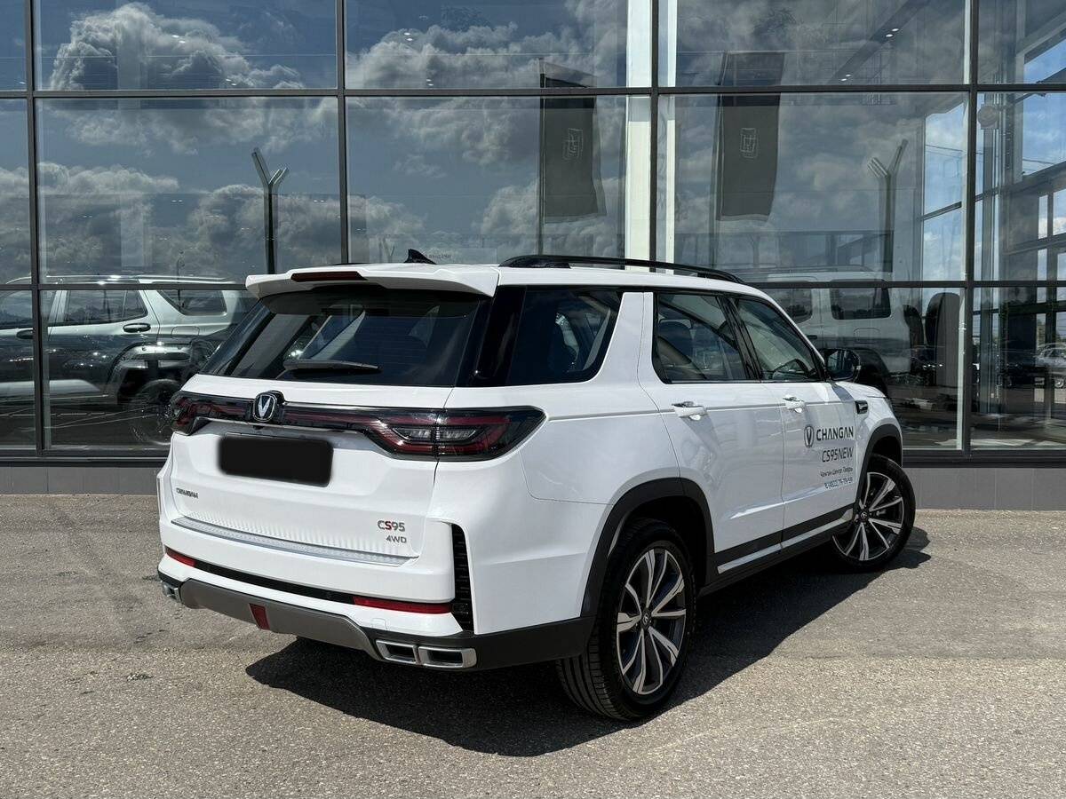 Changan CS95 2023 года с пробегом. Фото: #4