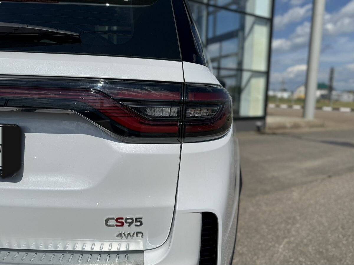 Changan CS95 2023 года с пробегом. Фото: #6