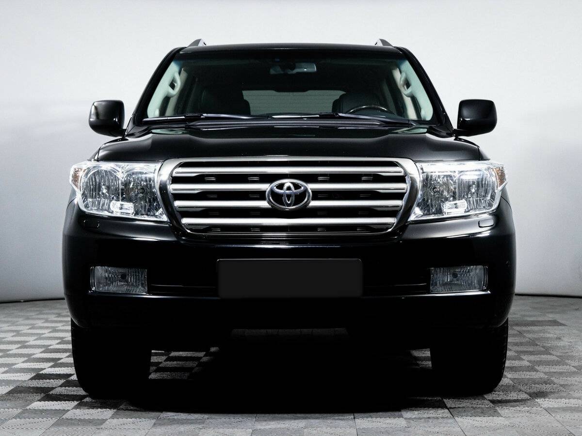 Toyota Land Cruiser 2011 года с пробегом. Фото: #1