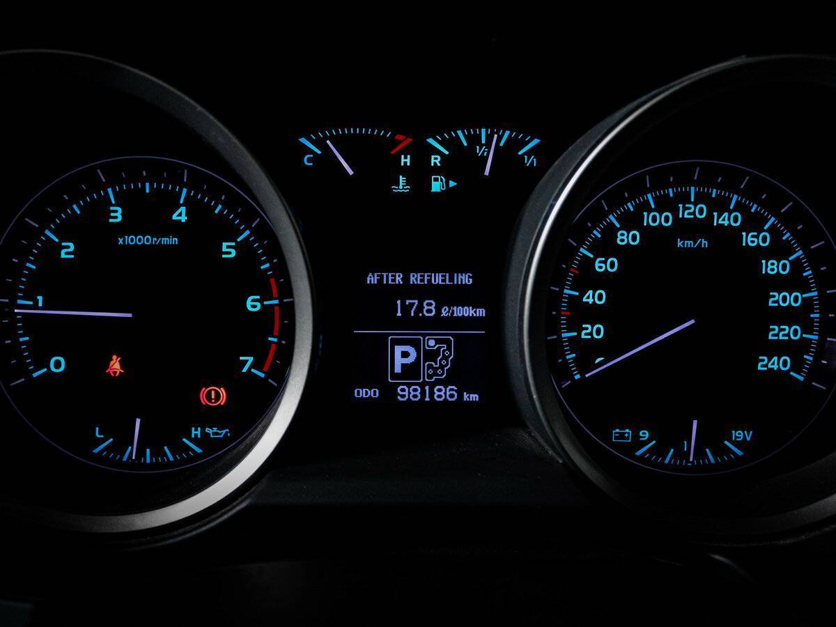 Toyota Land Cruiser 2011 года с пробегом. Фото: #10