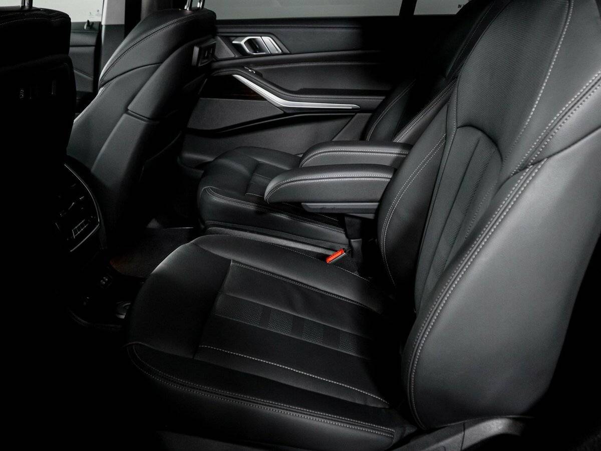 BMW X7 2019 года с пробегом. Фото: #7