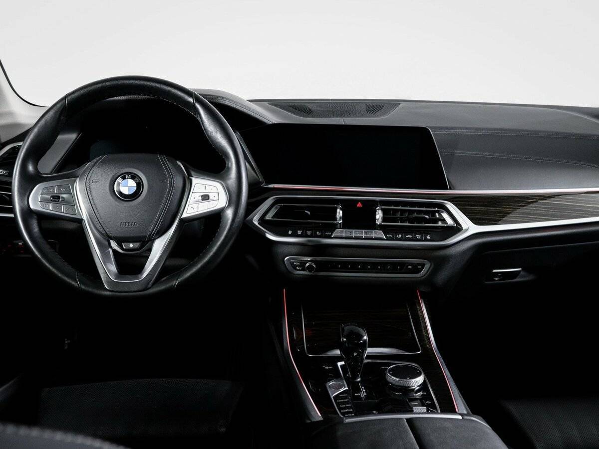 BMW X7 2019 года с пробегом. Фото: #9