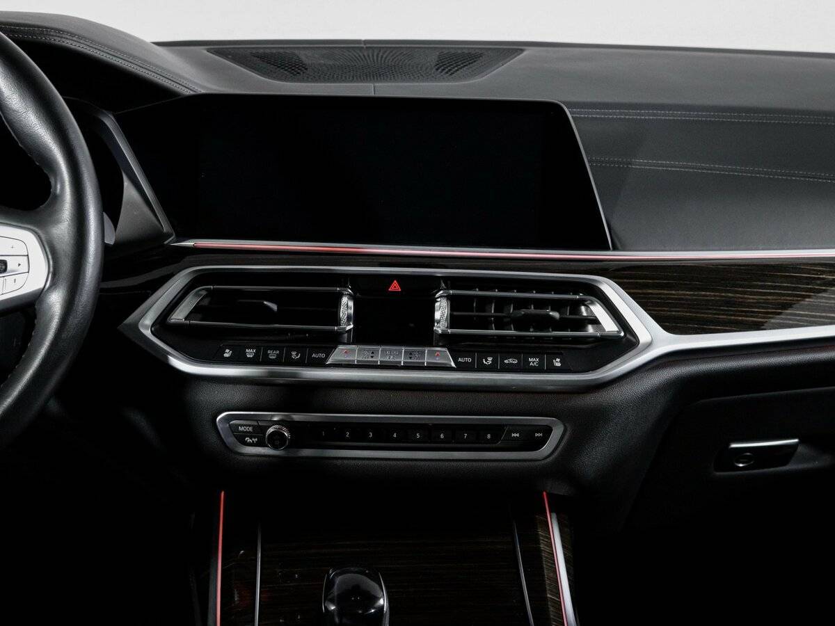BMW X7 2019 года с пробегом. Фото: #10