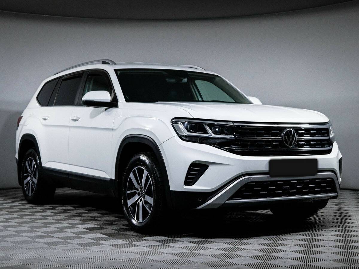 Volkswagen Teramont 2021 года с пробегом. Фото: #2