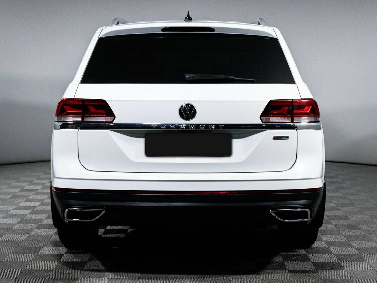 Volkswagen Teramont 2021 года с пробегом. Фото: #5