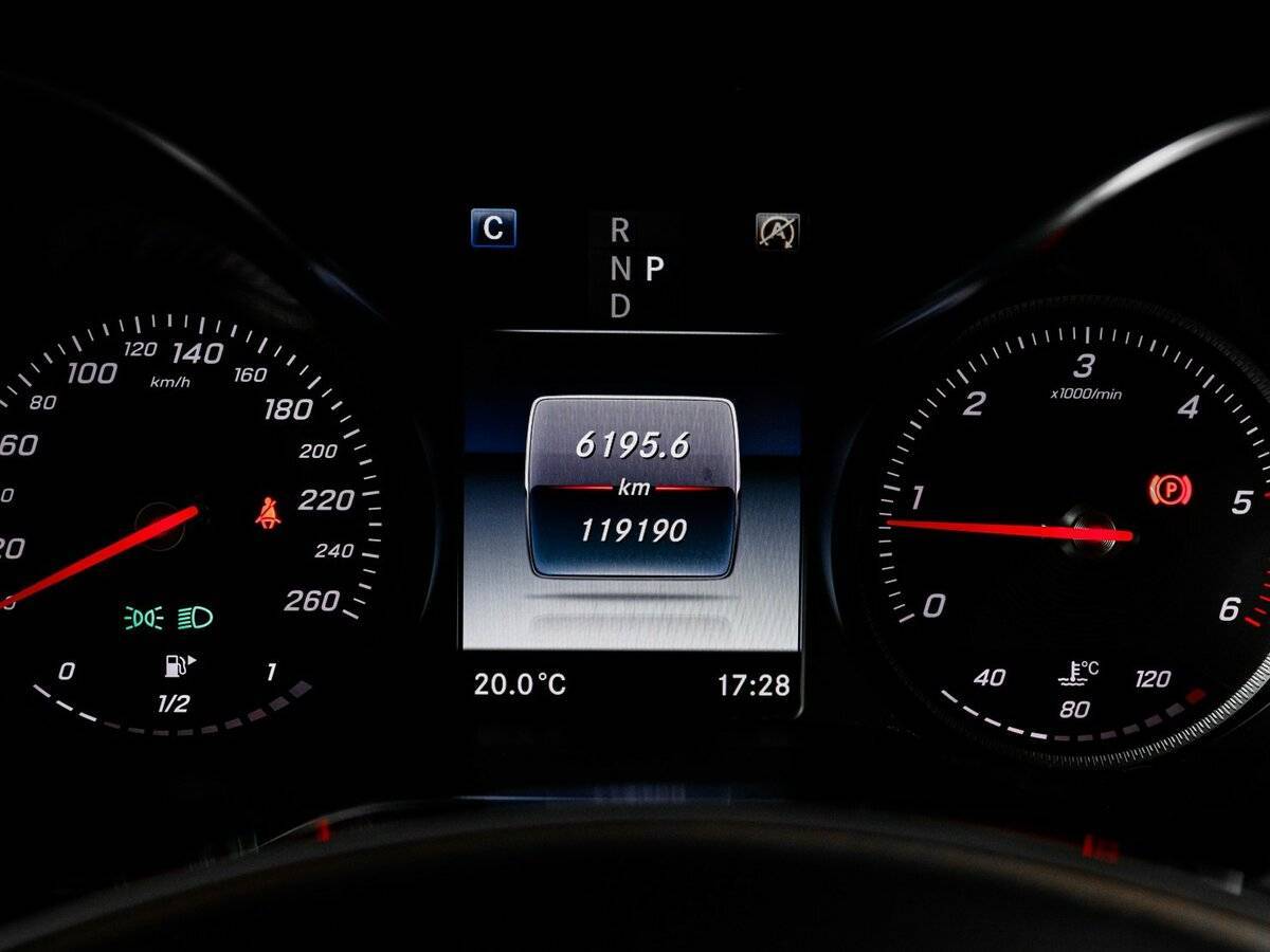 Mercedes-Benz GLC Coupe 2017 года с пробегом. Фото: #10