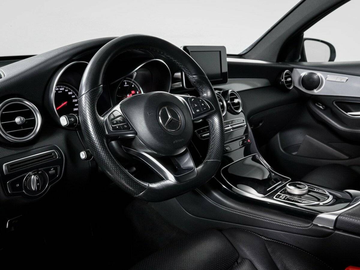 Mercedes-Benz GLC Coupe 2017 года с пробегом. Фото: #13