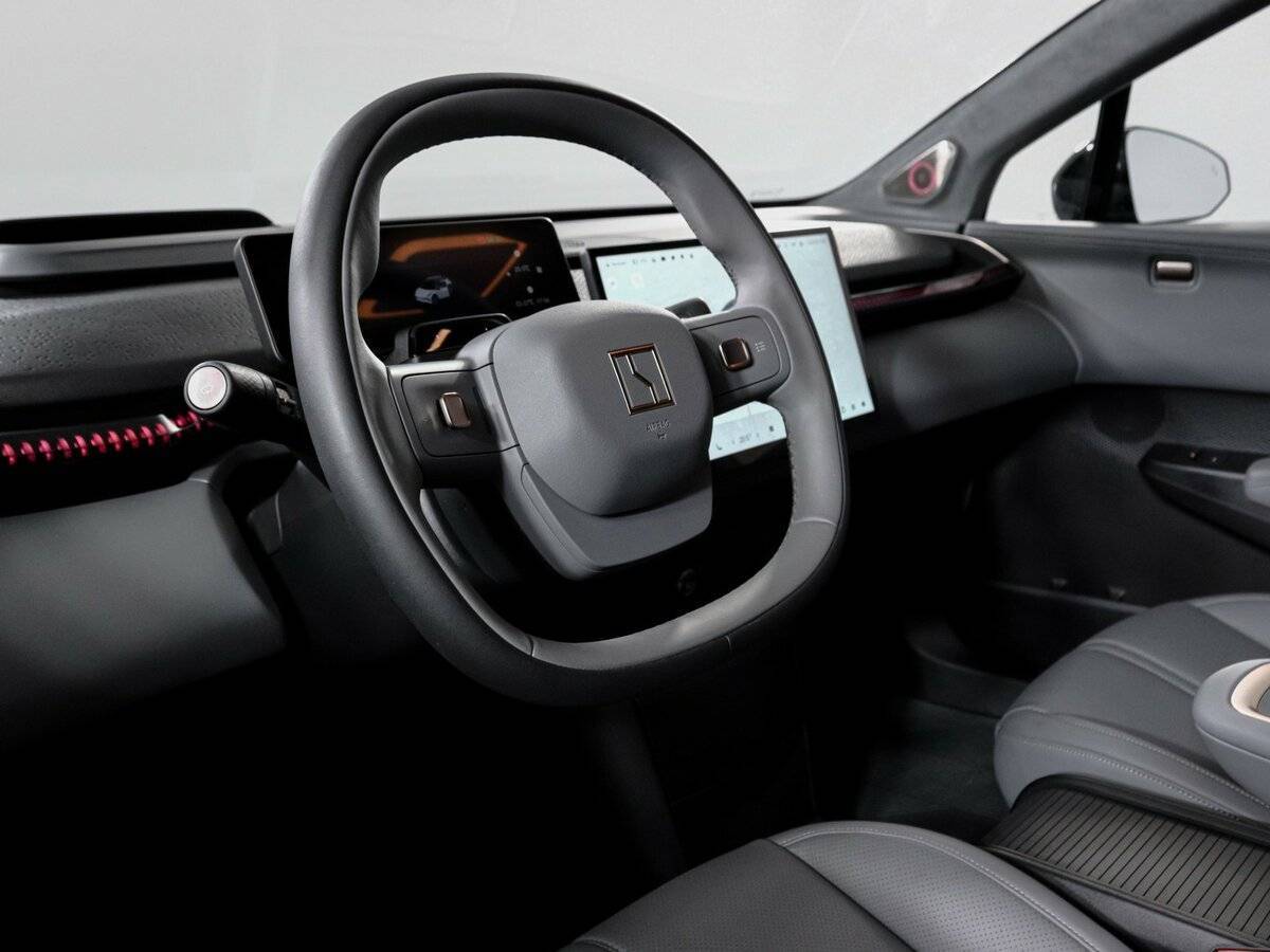 Zeekr X 2023 года с пробегом. Фото: #13