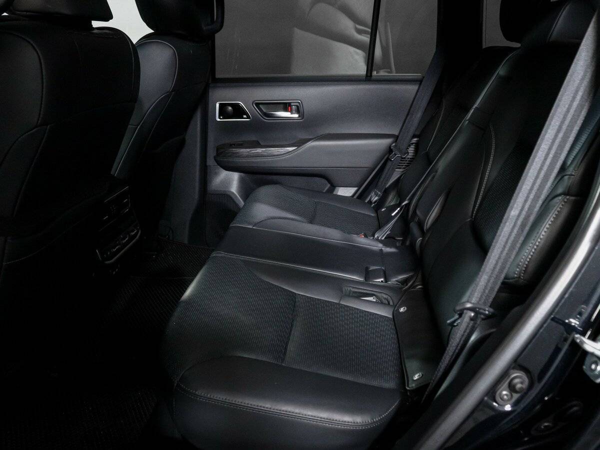 Toyota Land Cruiser 2021 года с пробегом. Фото: #9