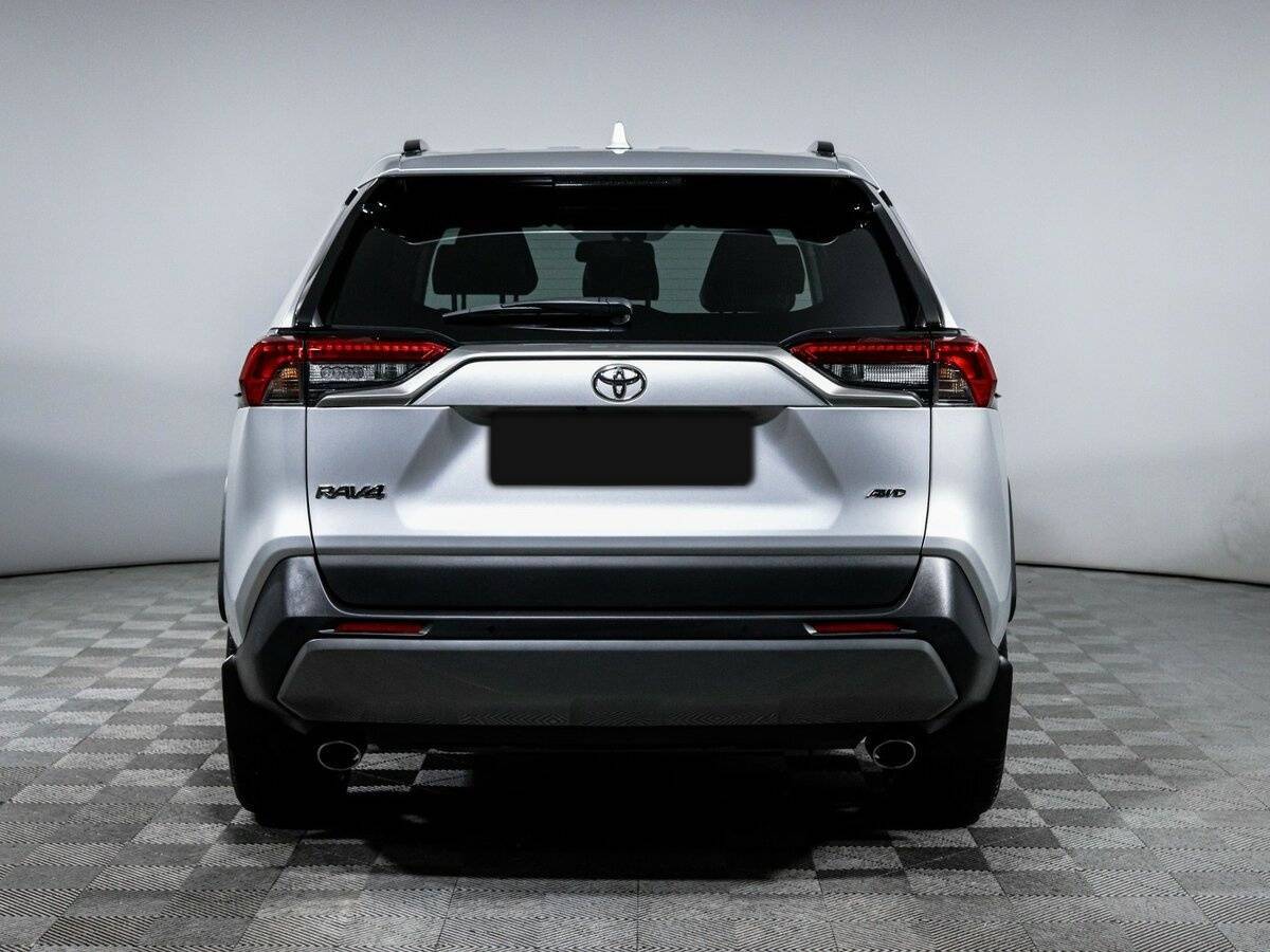 Toyota RAV4 2021 года с пробегом. Фото: #5