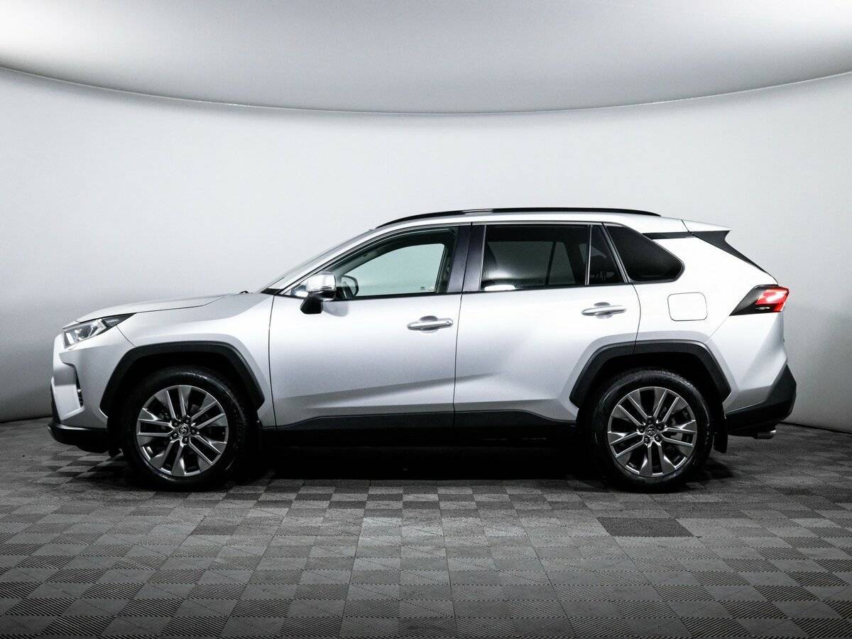 Toyota RAV4 2021 года с пробегом. Фото: #7