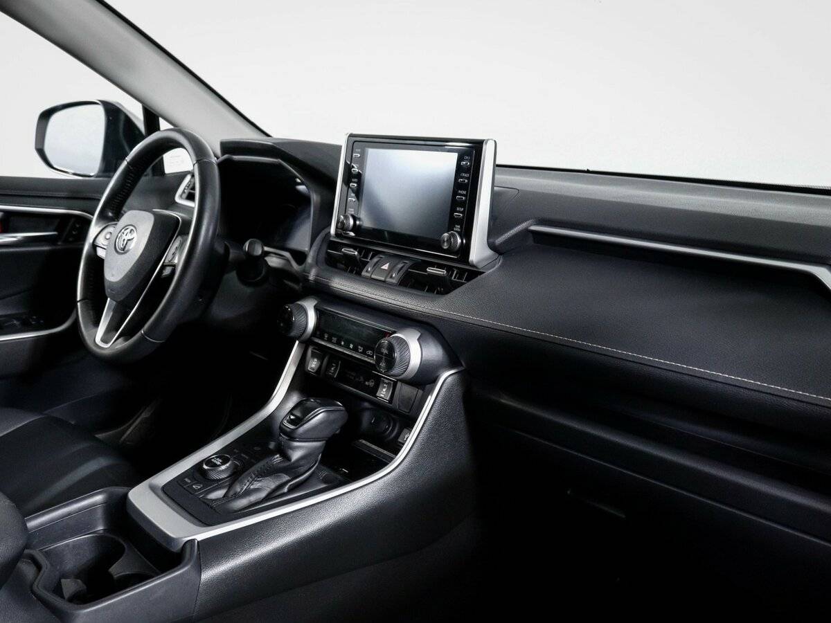 Toyota RAV4 2021 года с пробегом. Фото: #8