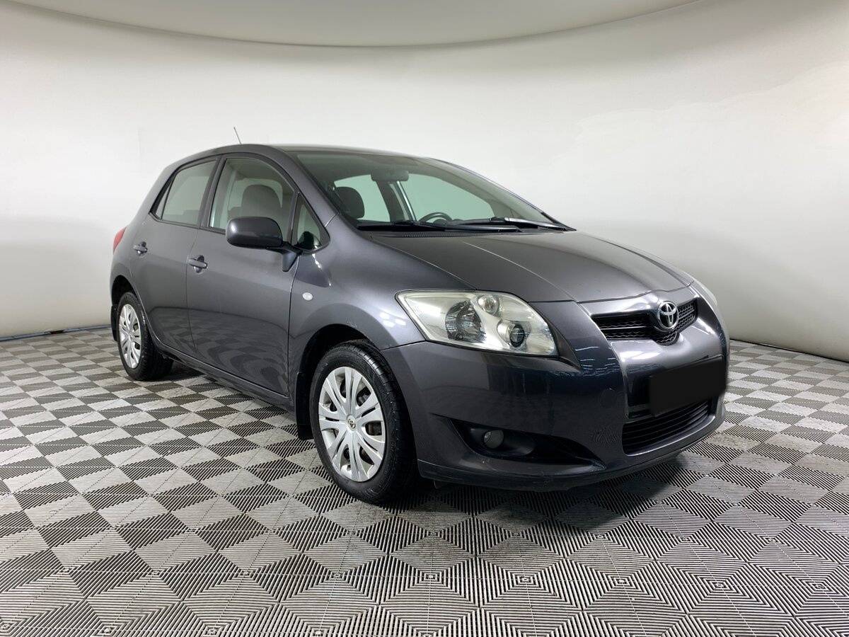 Toyota Auris 2007 года с пробегом. Фото: #2