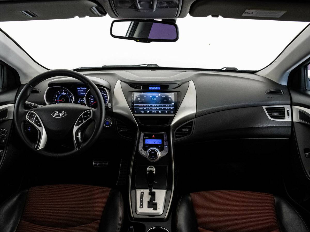 Hyundai Elantra 2011 года с пробегом. Фото: #7