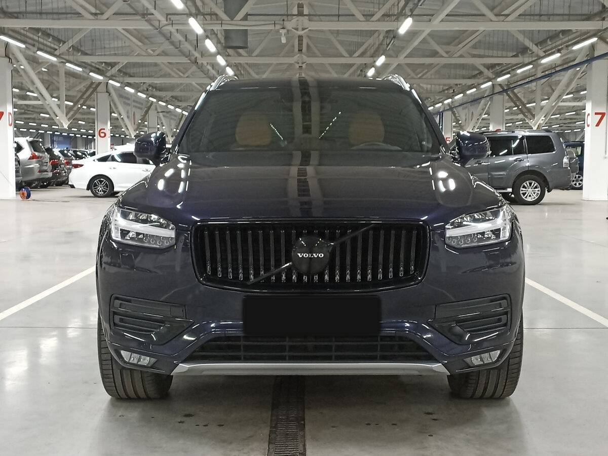 Volvo XC90 2017 года с пробегом. Фото: #1