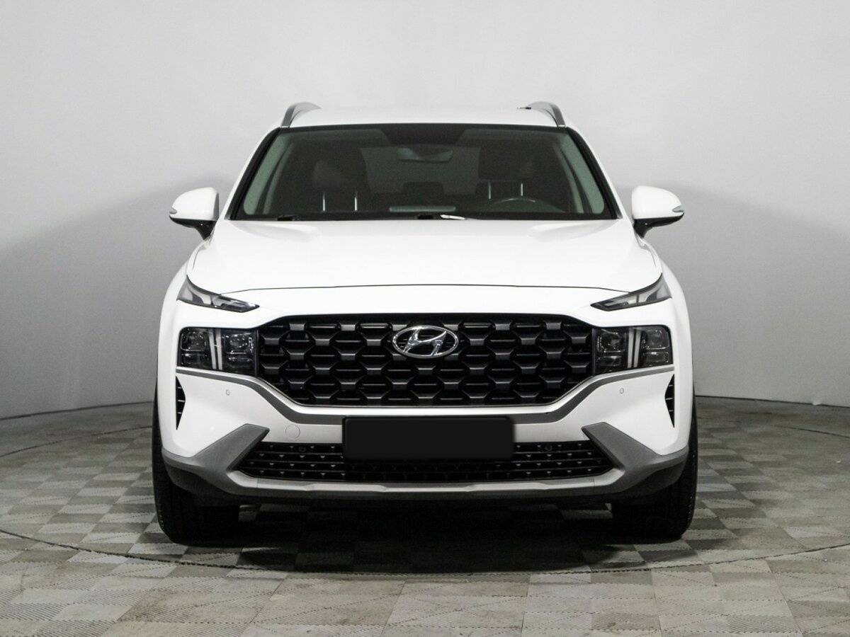Hyundai Santa Fe 2021 года с пробегом. Фото: #1