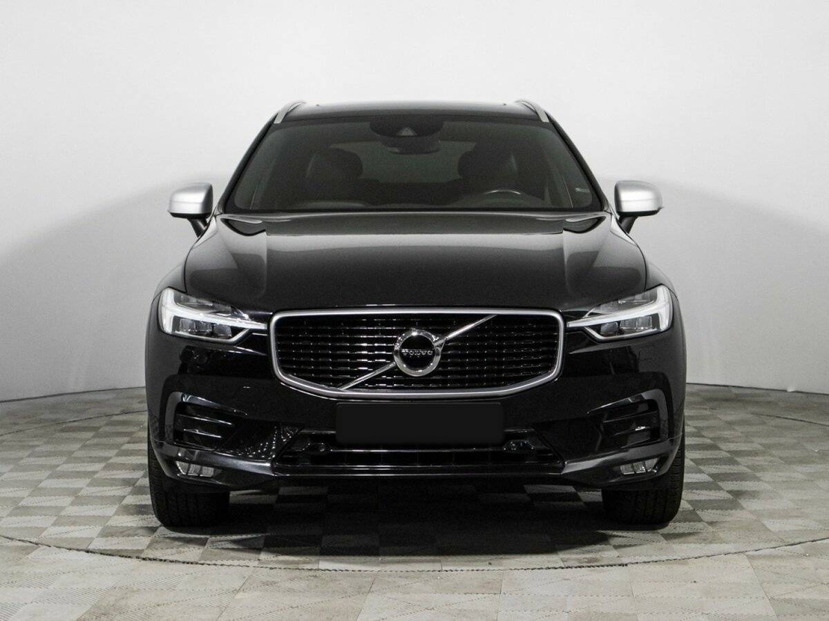 Volvo XC60 2018 года с пробегом. Фото: #1