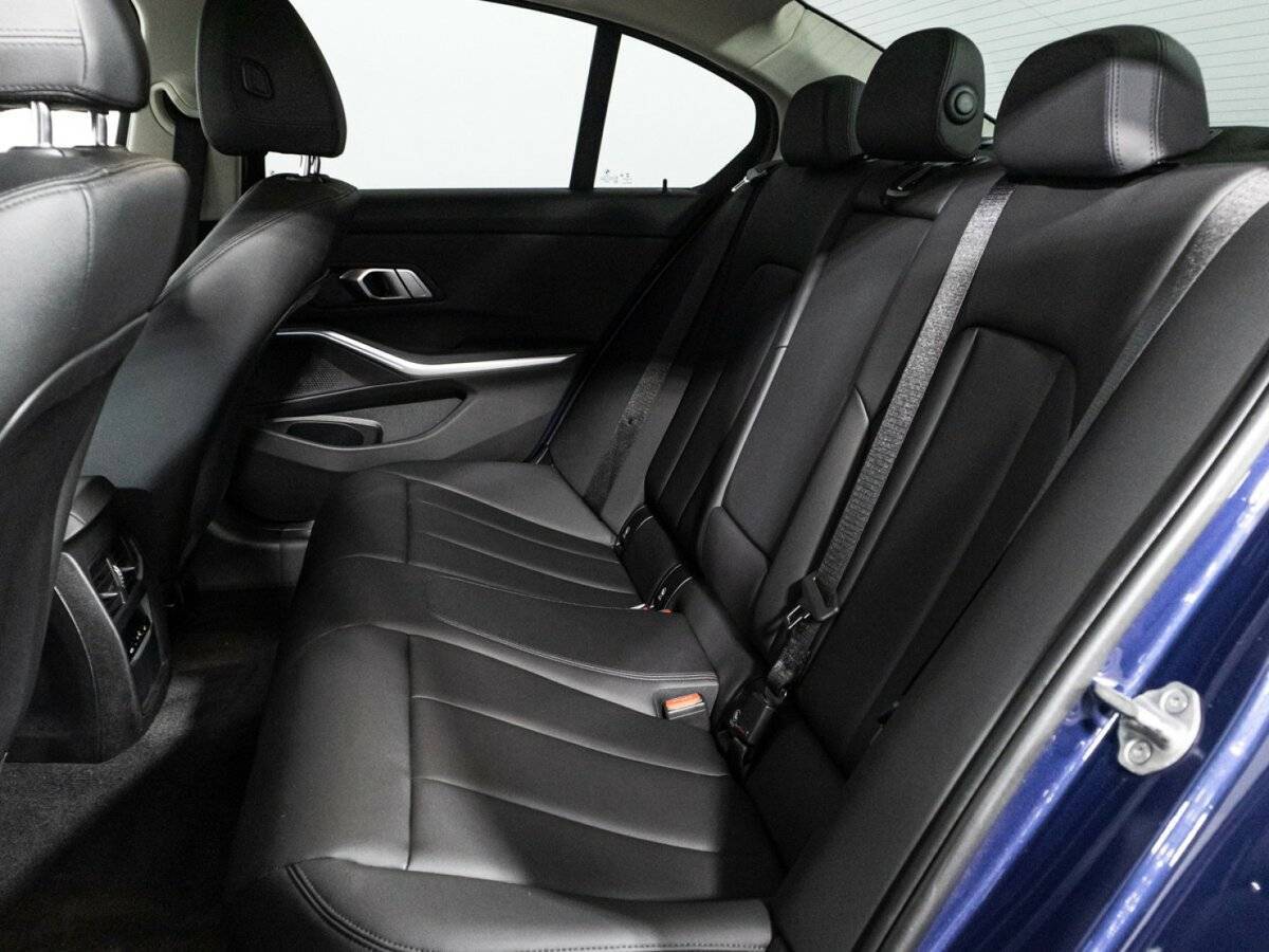 BMW 3 серии 2020 года с пробегом. Фото: #9